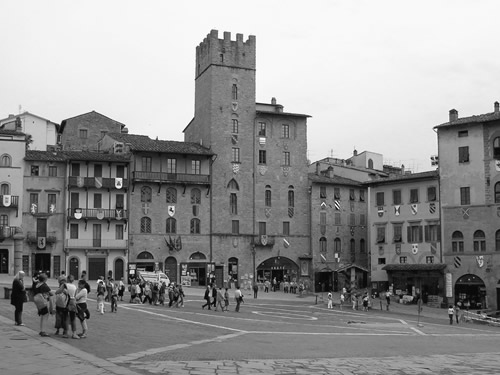 storia monumenti arezzo foto